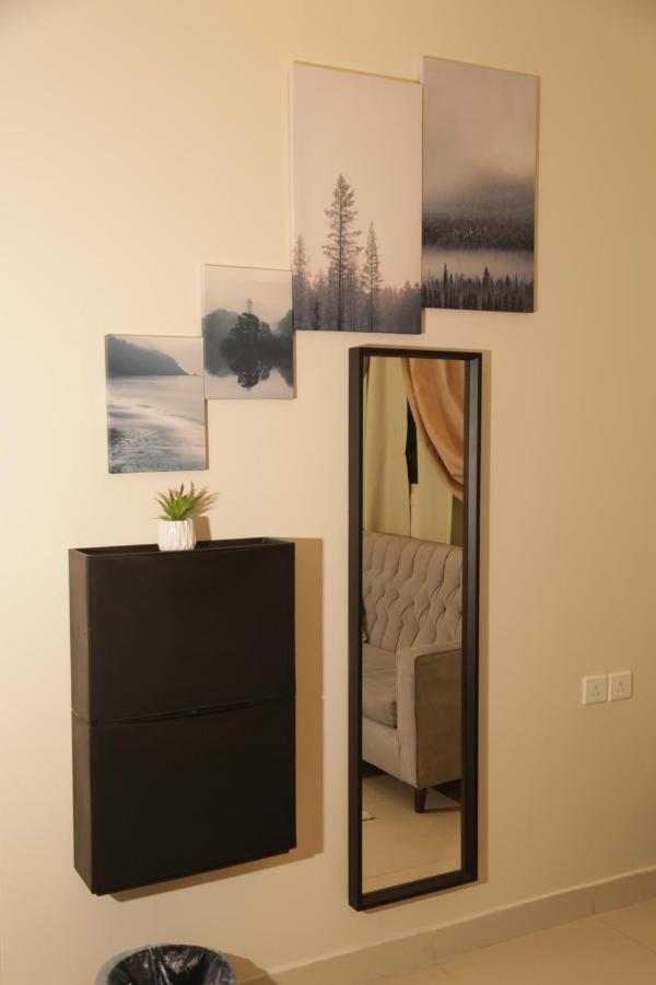 Spacious Apartments At Basla St 3 Mins From King Fahd Stadium Ar Riyad Esterno foto